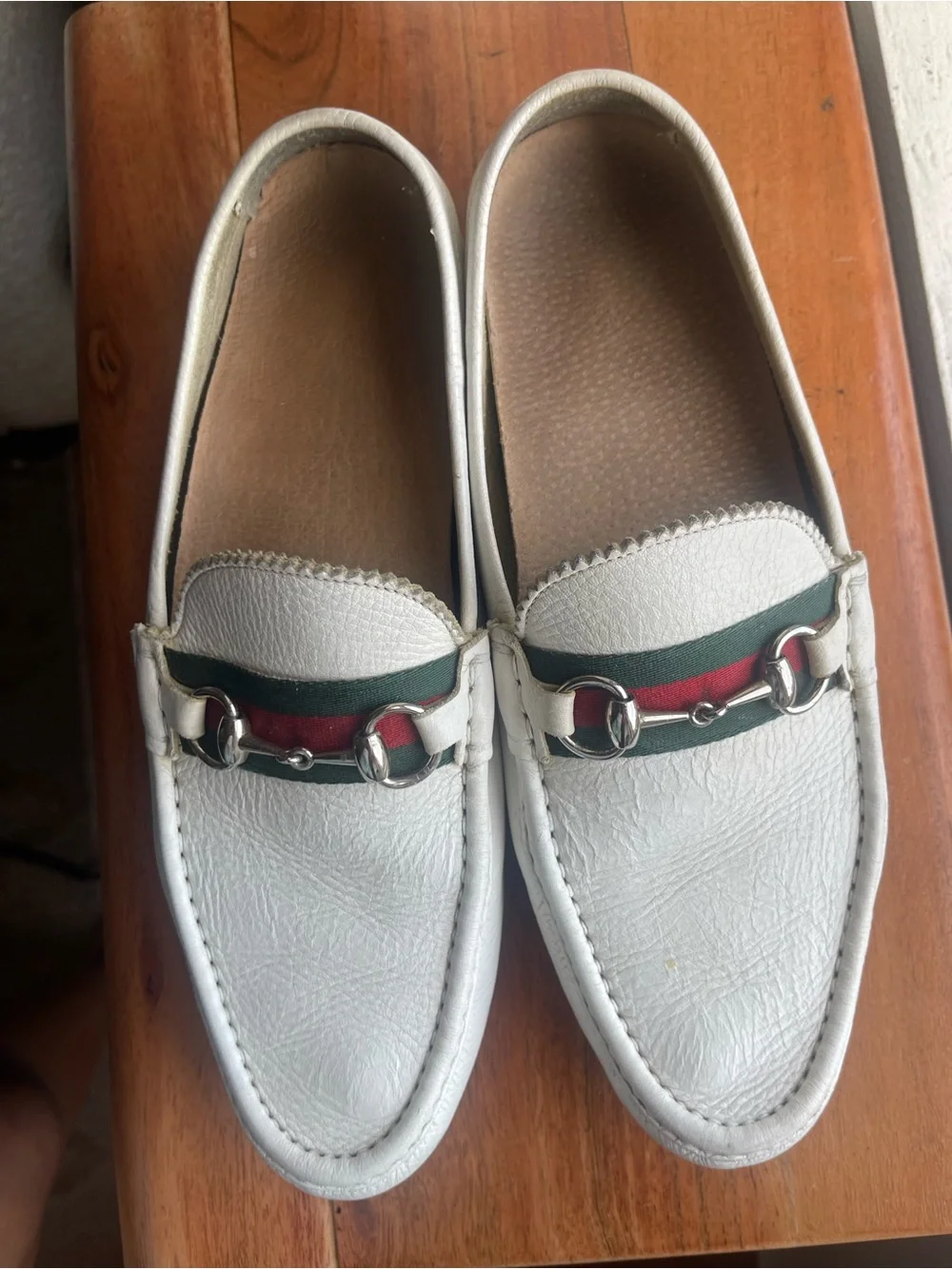 Gucci White Leather Slip-On Loafers with Green & Red Web